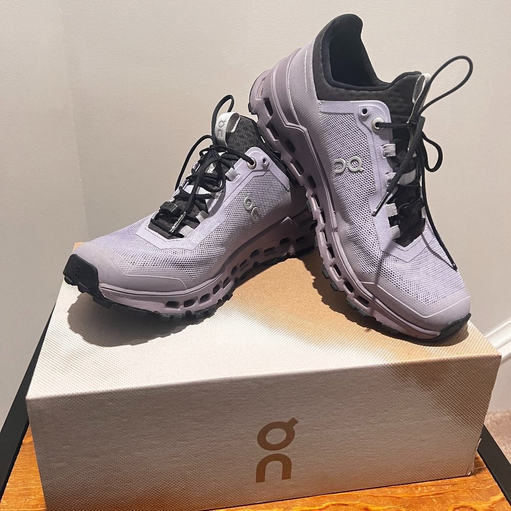 [LIKE NEW w/BOX] On CloudUltras - Lavender/Eclipse 7.5
